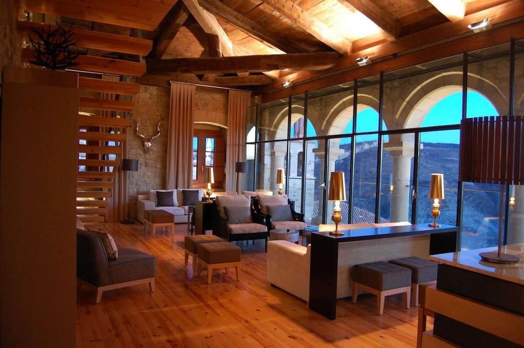 Hospederia Palacio De Allepuz Hotel ภายนอก รูปภาพ